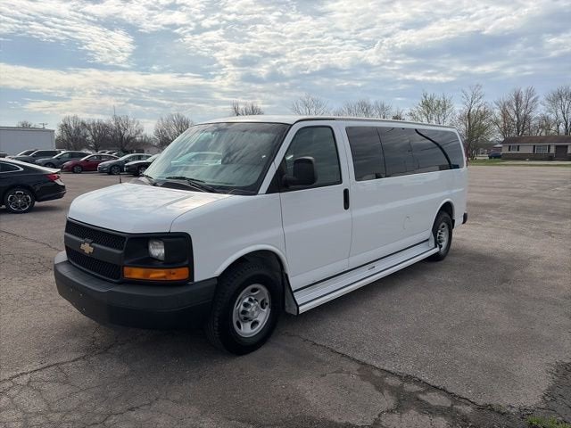 2016 Chevrolet Express Passenger 3500 LS