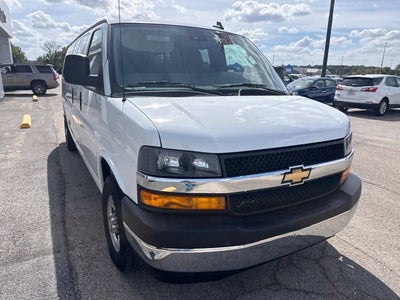 2025 Chevrolet Express Passenger 1LT