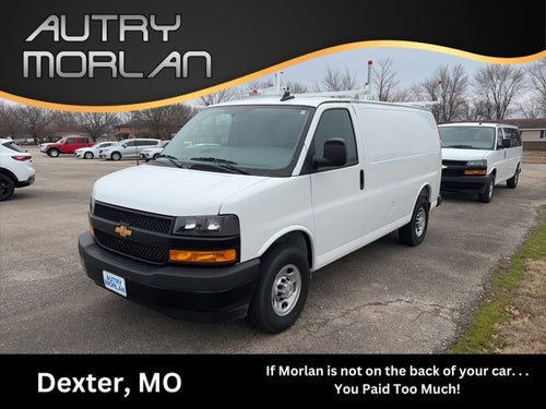 2025 Chevrolet Express Cargo 3500 WT