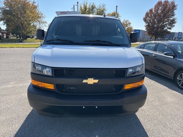 2025 Chevrolet Express Cargo 3500 WT