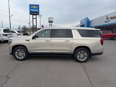 2021 GMC Yukon XL SLT