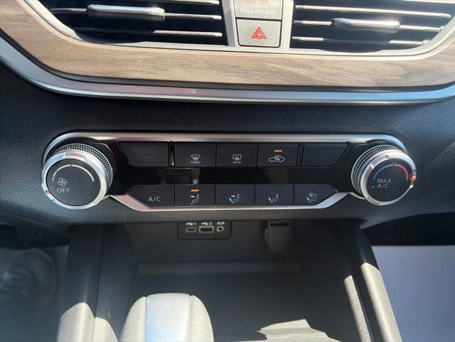 2025 Nissan Altima SV