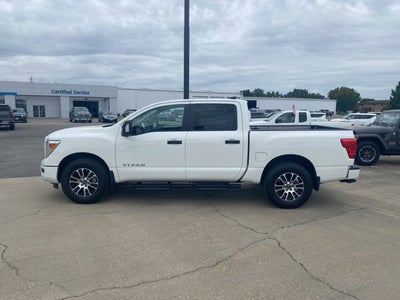 2024 Nissan Titan SV