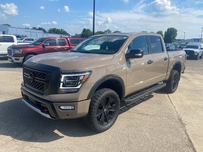 2024 Nissan Titan PRO-4X