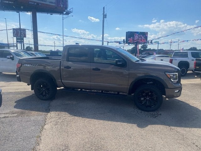 2024 Nissan Titan PRO-4X