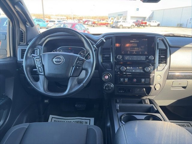 2024 Nissan Titan SV