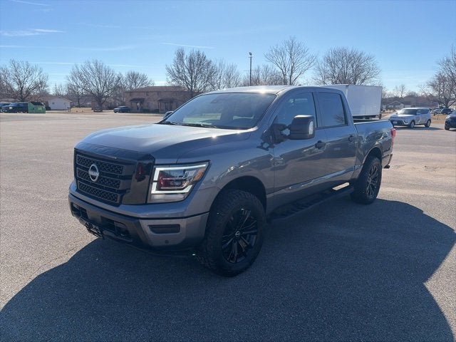 2024 Nissan Titan SV