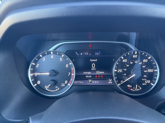 2024 Nissan Titan SV