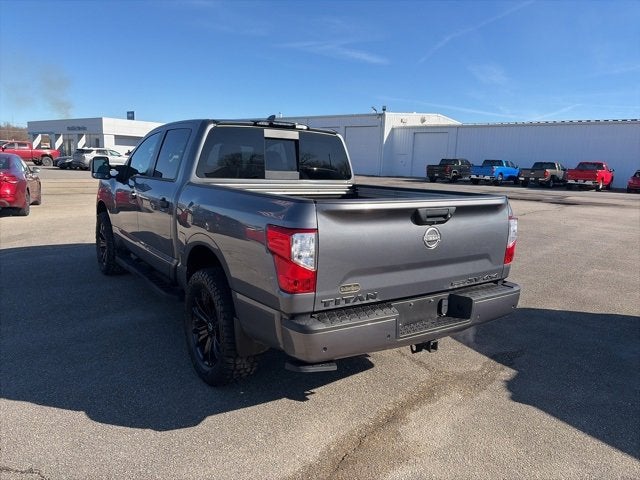 2024 Nissan Titan SV