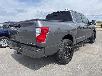 2024 Nissan Titan SV