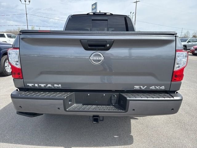 2024 Nissan Titan SV