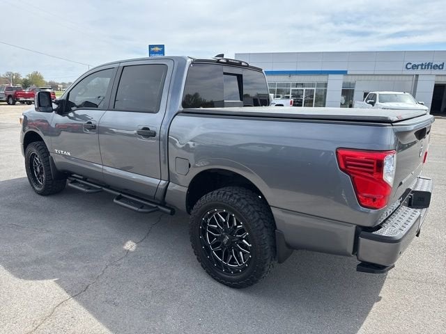 2024 Nissan Titan SV