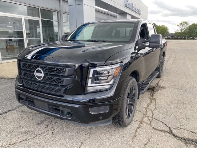 2024 Nissan Titan SV
