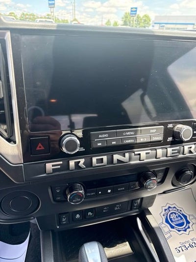 2025 Nissan Frontier SV