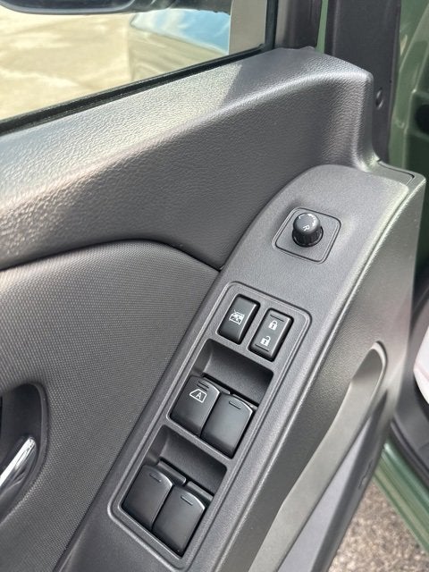 2024 Nissan Frontier SL