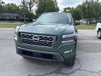 2024 Nissan Frontier SL