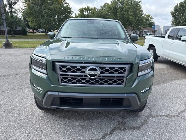 2024 Nissan Frontier SL