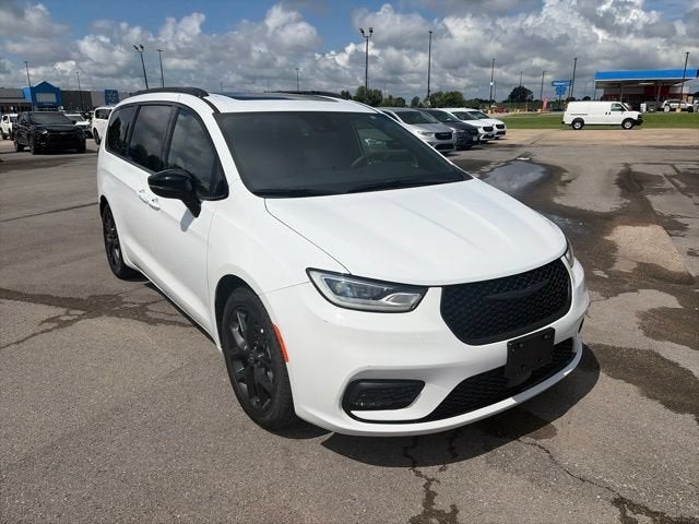 2025 Chrysler Pacifica Limited
