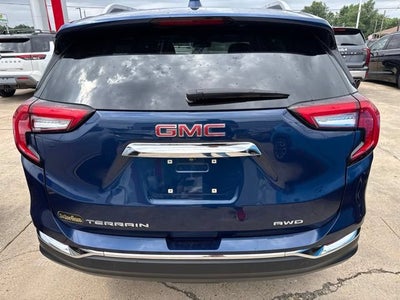 2022 GMC Terrain SLT