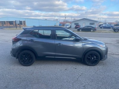 2024 Nissan Kicks SR