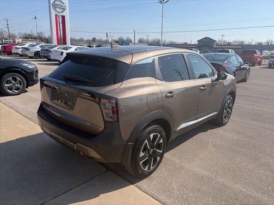 2025 Nissan Kicks SV