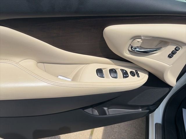 2022 Nissan Murano Platinum