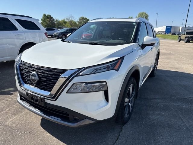 2022 Nissan Rogue SL