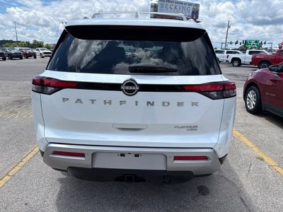 2025 Nissan Pathfinder Platinum