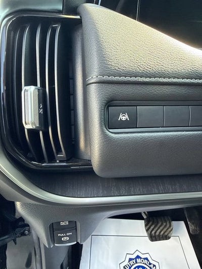 2025 Nissan Armada SV