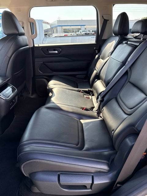 2025 Nissan Armada SV