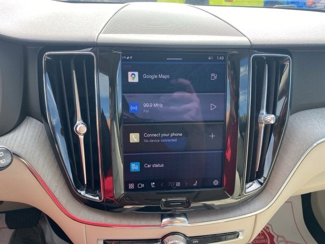 2023 Volvo XC60 Plus Bright Theme