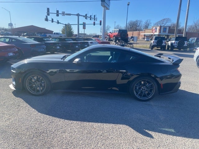 2024 Ford Mustang Dark Horse