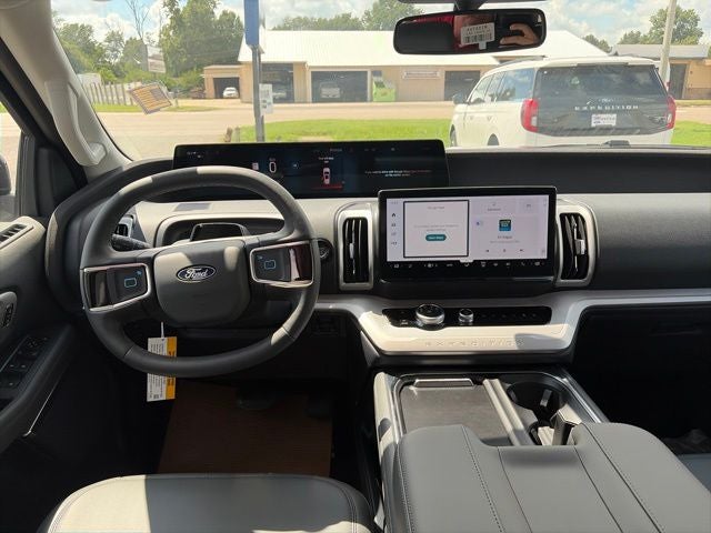 2027 Ford Expedition Active