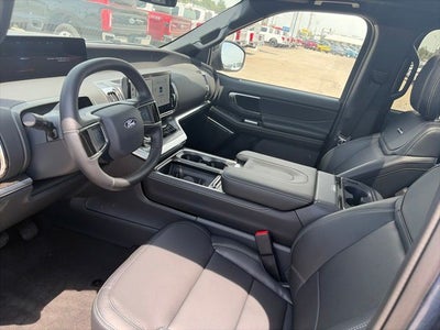 2027 Ford Expedition Platinum