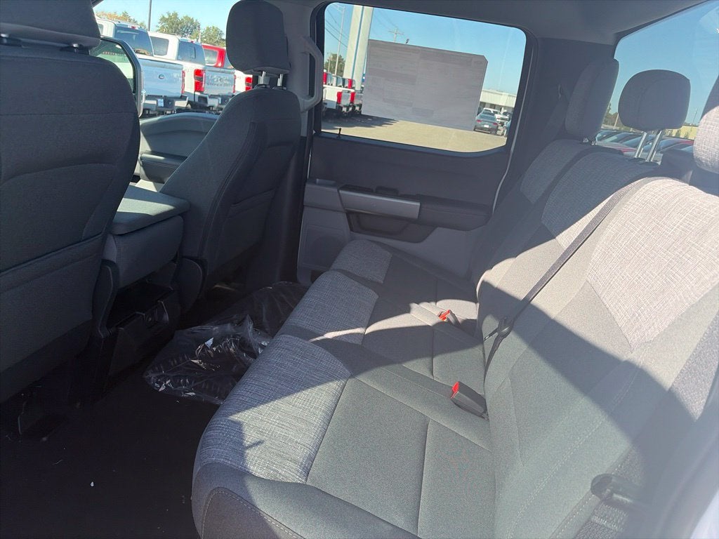2027 Ford F-250SD XLT