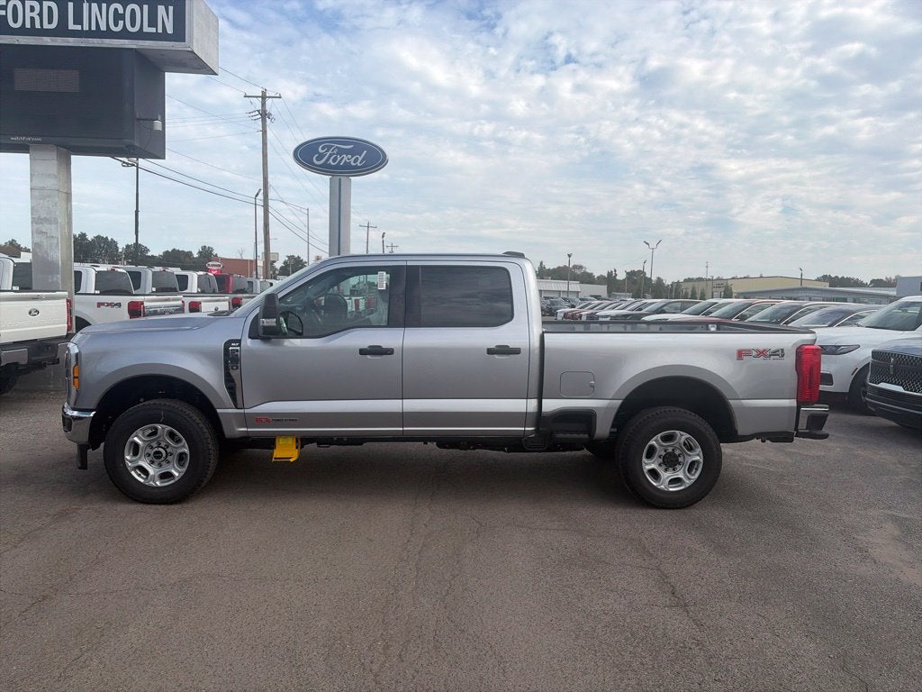 2027 Ford F-250SD XLT