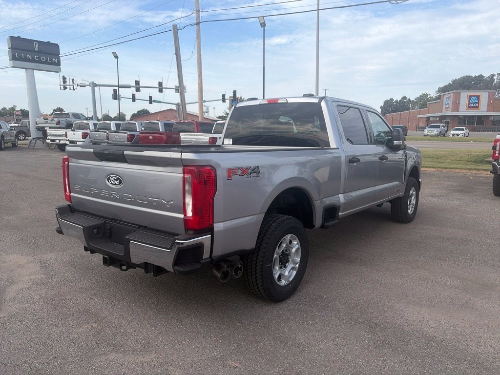 2027 Ford F-250SD XLT