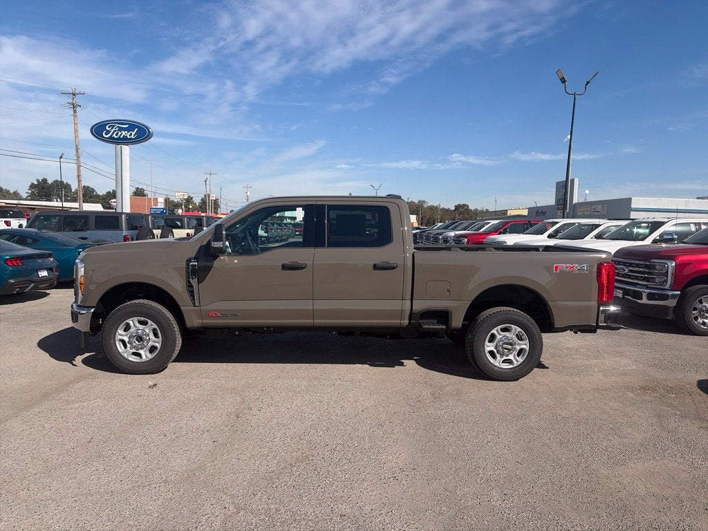 2027 Ford F-250SD XLT