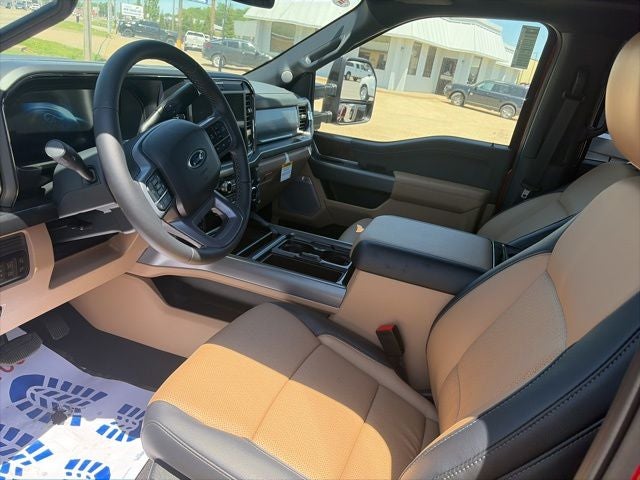 2026 Ford F-450SD Lariat DRW
