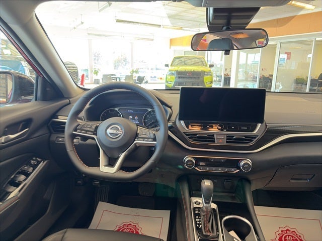 2025 Nissan Altima 2.5 SR