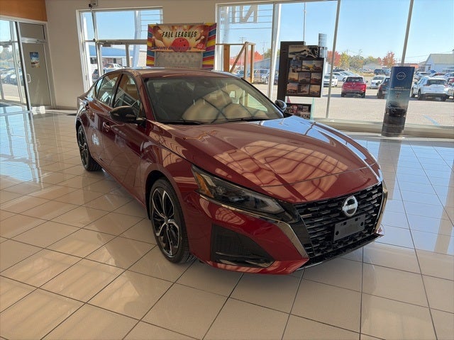 2025 Nissan Altima 2.5 SR