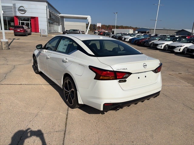 2025 Nissan Altima 2.5 SR