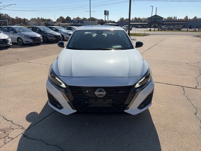 2025 Nissan Altima 2.5 SR