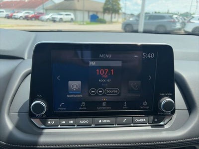 2026 Nissan Rogue SV