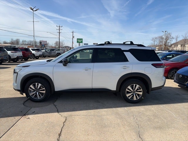 2026 Nissan Pathfinder SL