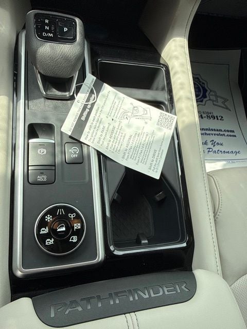 2026 Nissan Pathfinder SL