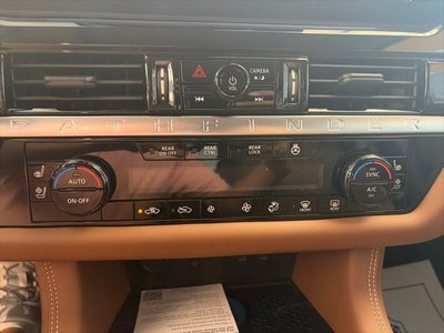 2026 Nissan Pathfinder Platinum