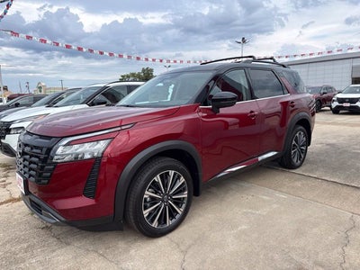 2026 Nissan Pathfinder Platinum