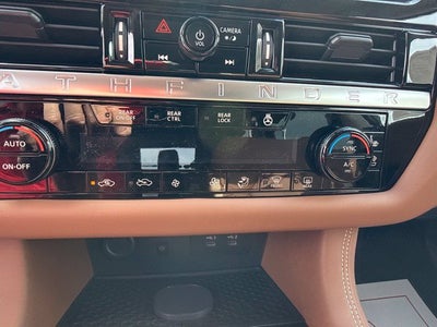 2026 Nissan Pathfinder Platinum
