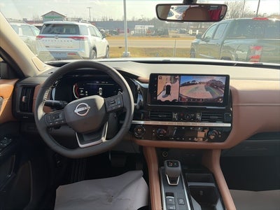 2026 Nissan Pathfinder Platinum